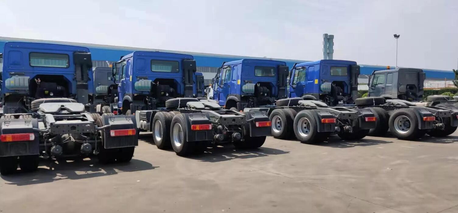 HOWO HW76 cabin Tractor Head truck