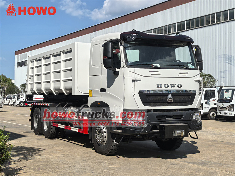 Sinotruk HOWO 6X4 Hook Lift Garbage Truck