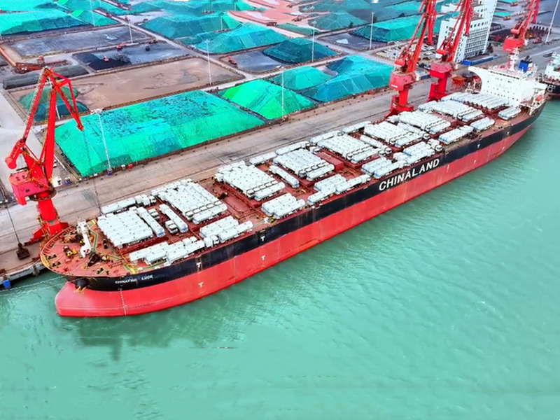 Heavy duty oil tank semi trailer