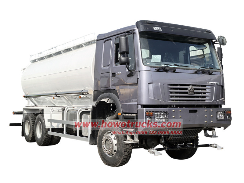 HOWO 6×6 off-road water bowser
