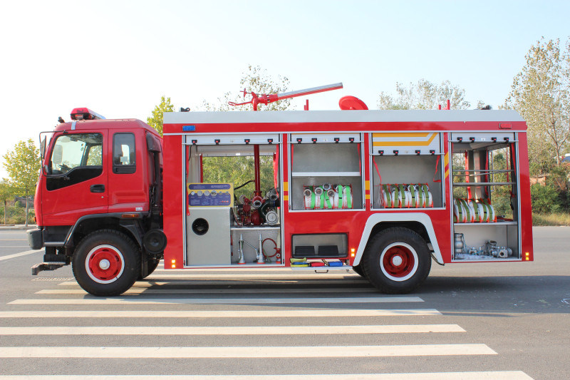 HOWO rescue fire truck with fire equipment HOWO rescue fire truck with fire equipment