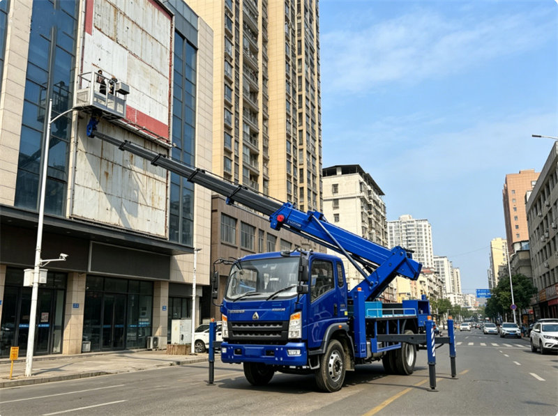 Howo 18 meter articulated platform aerial truck