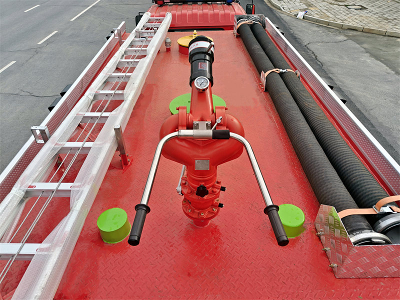 HOWO light fire truck
