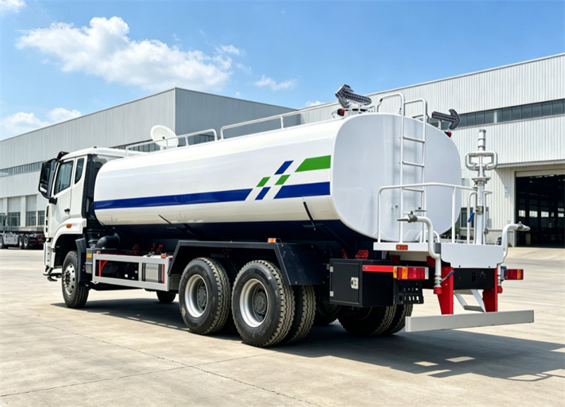 HOWO NX 20000L water tank truck