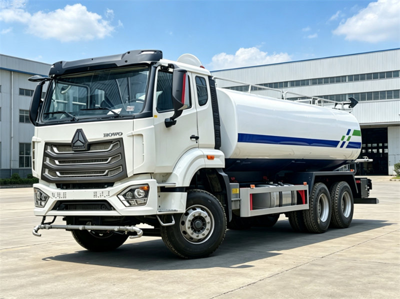 HOWO NX 20000L water tank truck