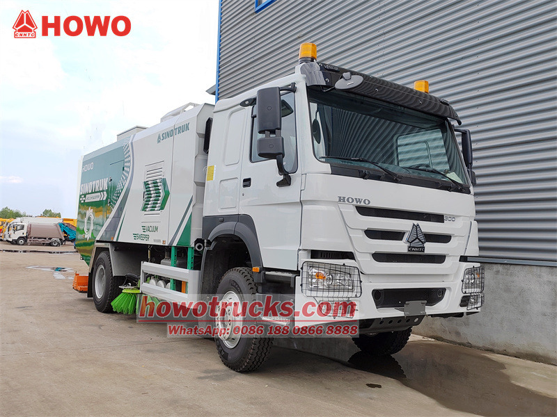 HOWO 10 Cubic Meters Vacuum Cleaner Cleaning Sweeping HOWO 10 Cubic Meters Vacuum Cleaner Cleaning Sweeping